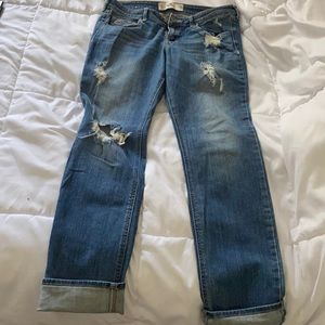 Hollister Size 9  29/33